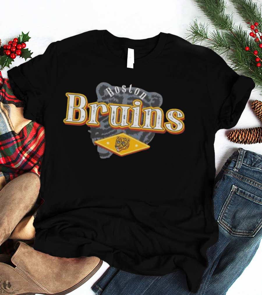 Boston Bruins NHL Vintage Black Bear T-Shirt