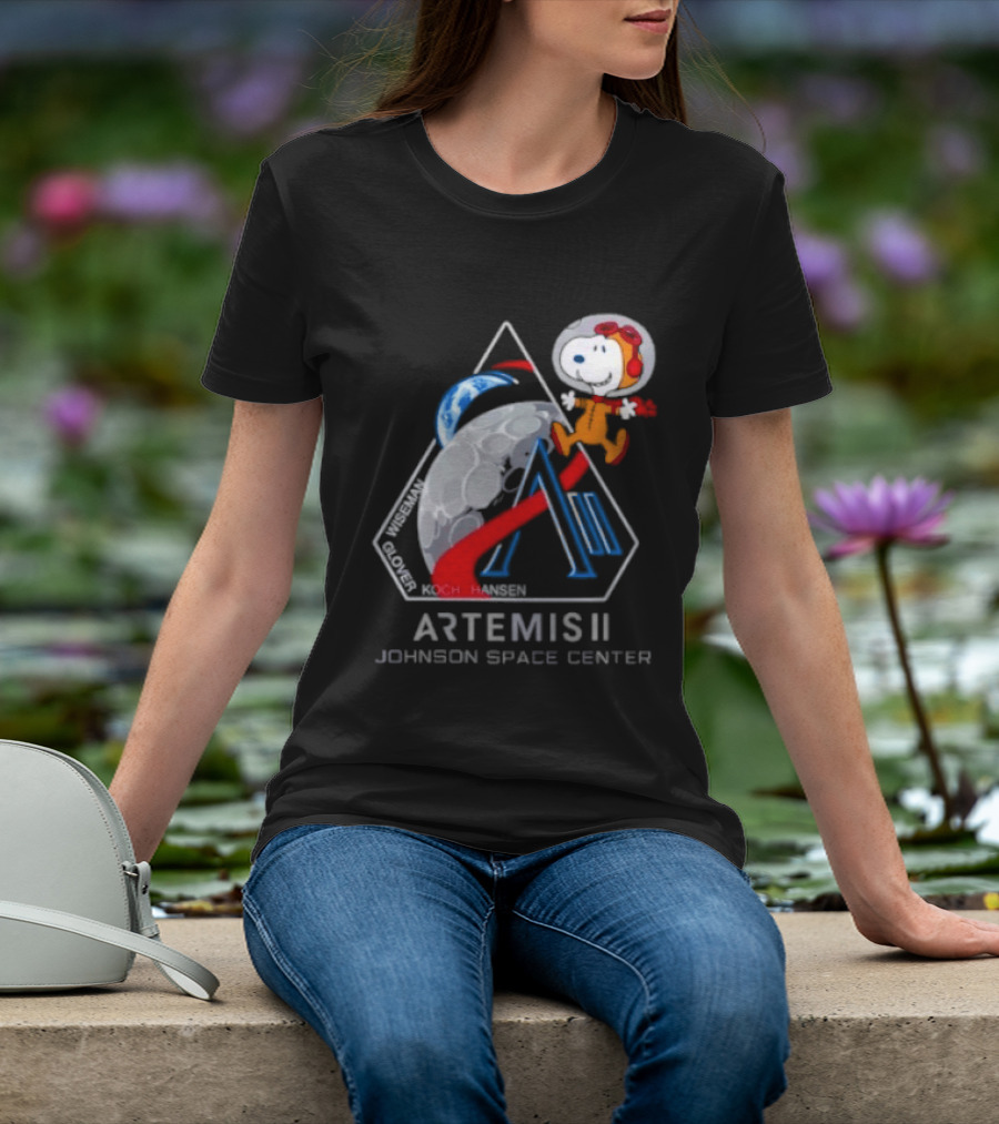 Artemis II Snoopy Johnson Space Center NASA Moon Mission T-Shirt