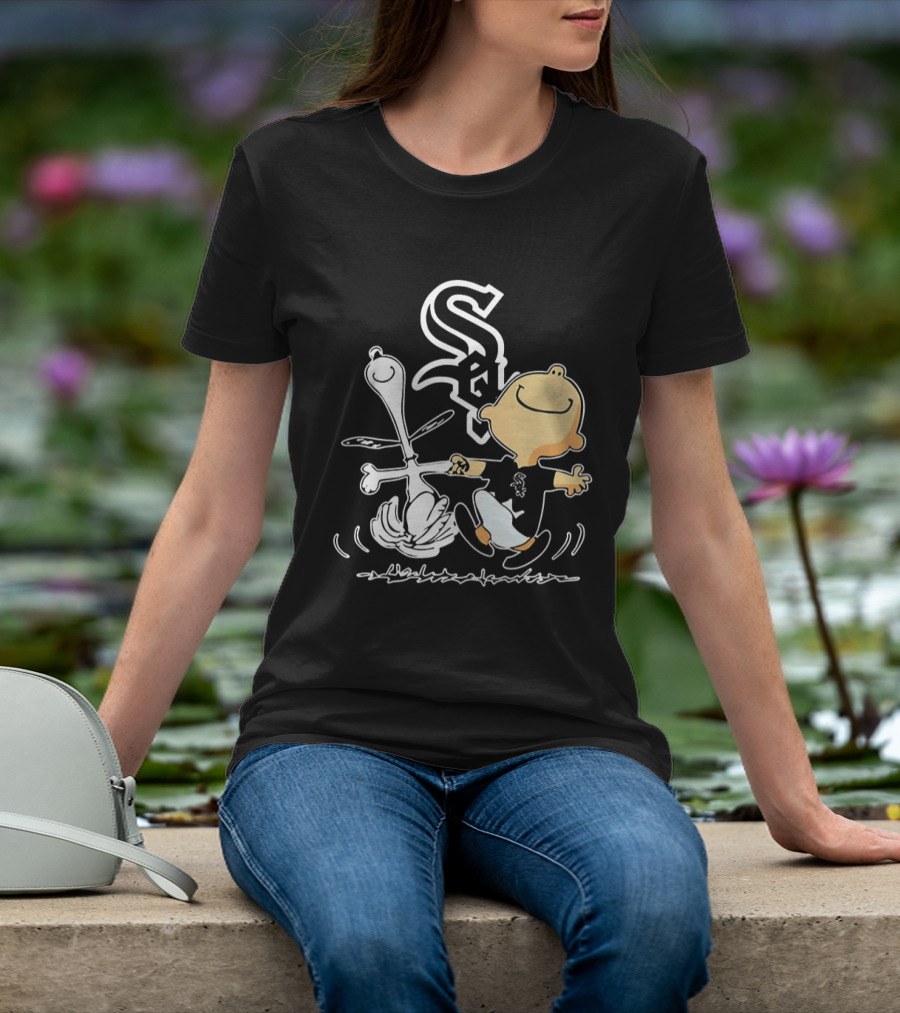 Charlie Brown Snoopy Chicago White Sox Dance Peanuts Comic Strip T-Shirt