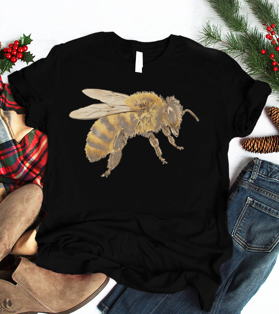 Honey Bee Realistic Illustration Detailed Insect T-Shirt