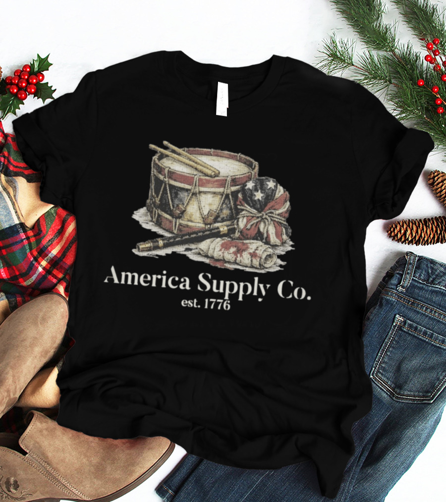 America Supply Co. Est. 1776 Drum And Fife With American Flag Props T-Shirt