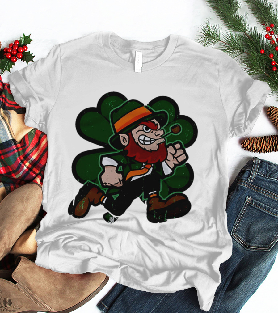 Leprechaun St. Patrick's Day Four Leaf Clover Smoking Pipe Vintage Irish T-Shirt
