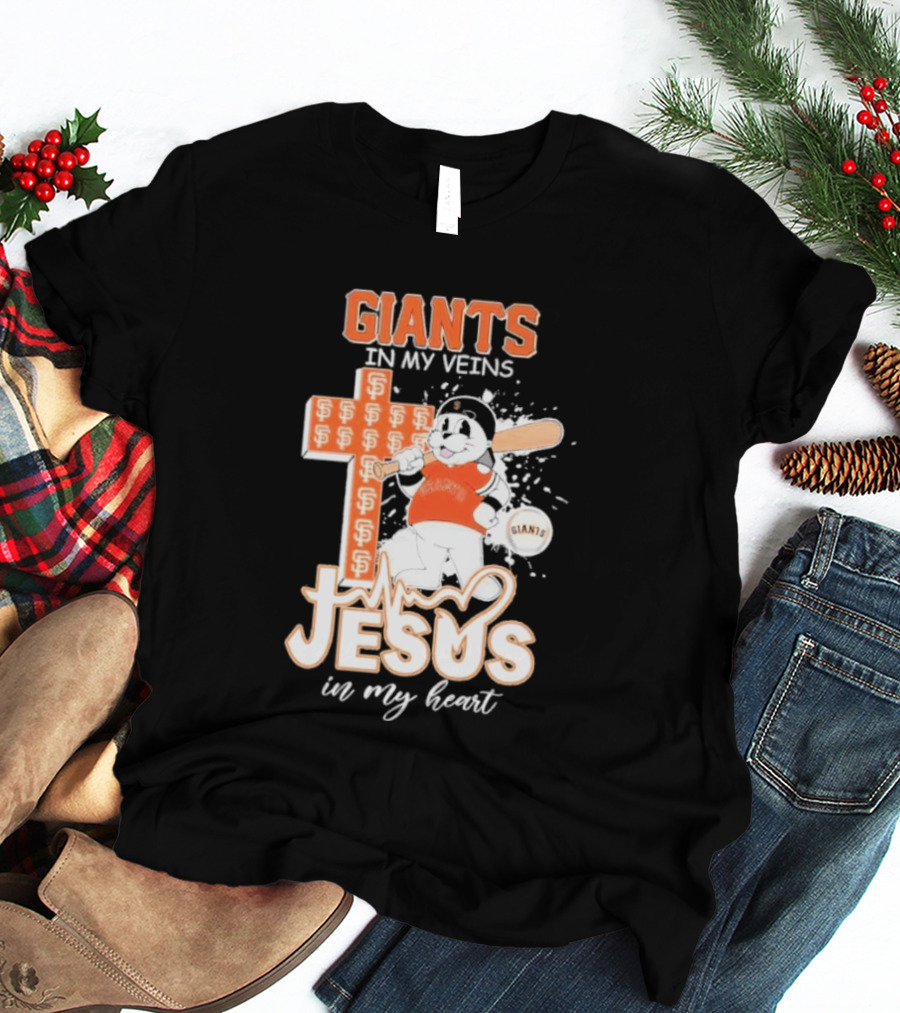 San Francisco Giants In My Veins Jesus In My Heart Baseball Cross Panda T-Shirt