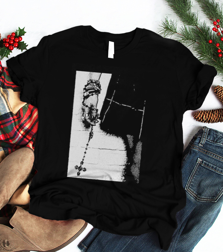 The Pretty Reckless Rosary Baphomet XScreaming T-Shirt