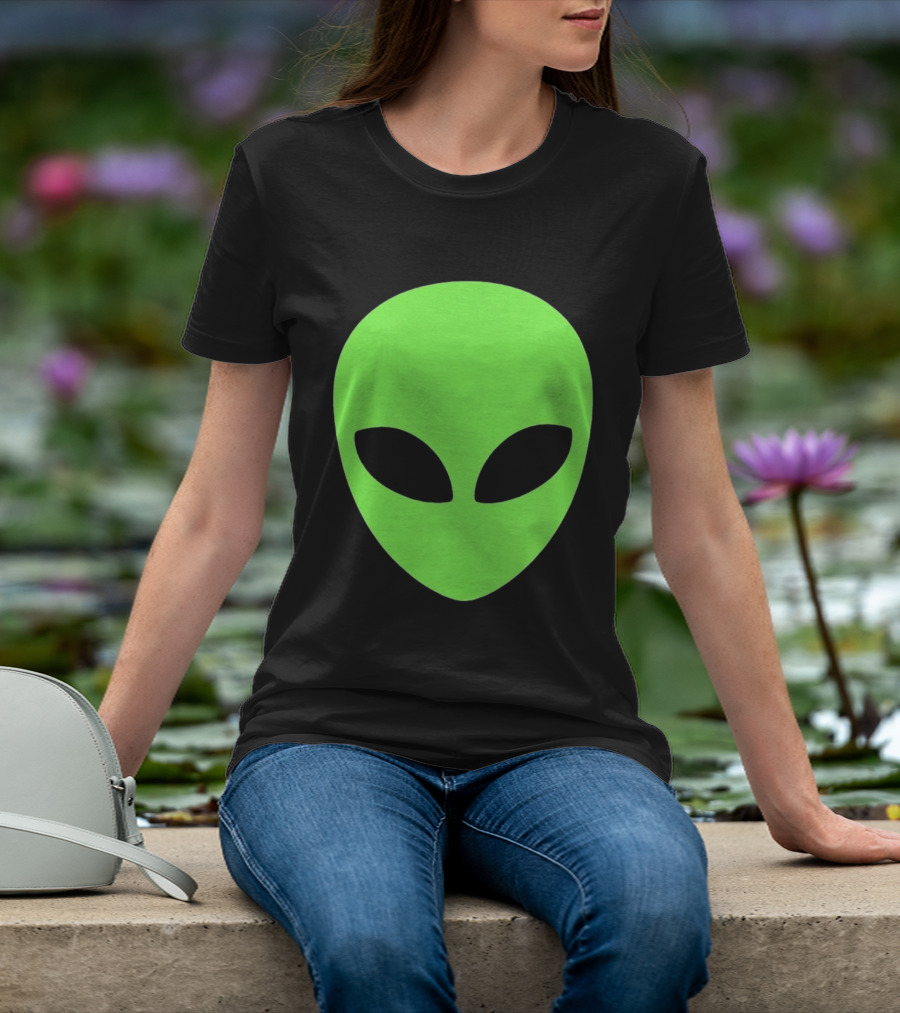 Balenciaga 2020 Alien Green Face Black Eyes T-Shirt