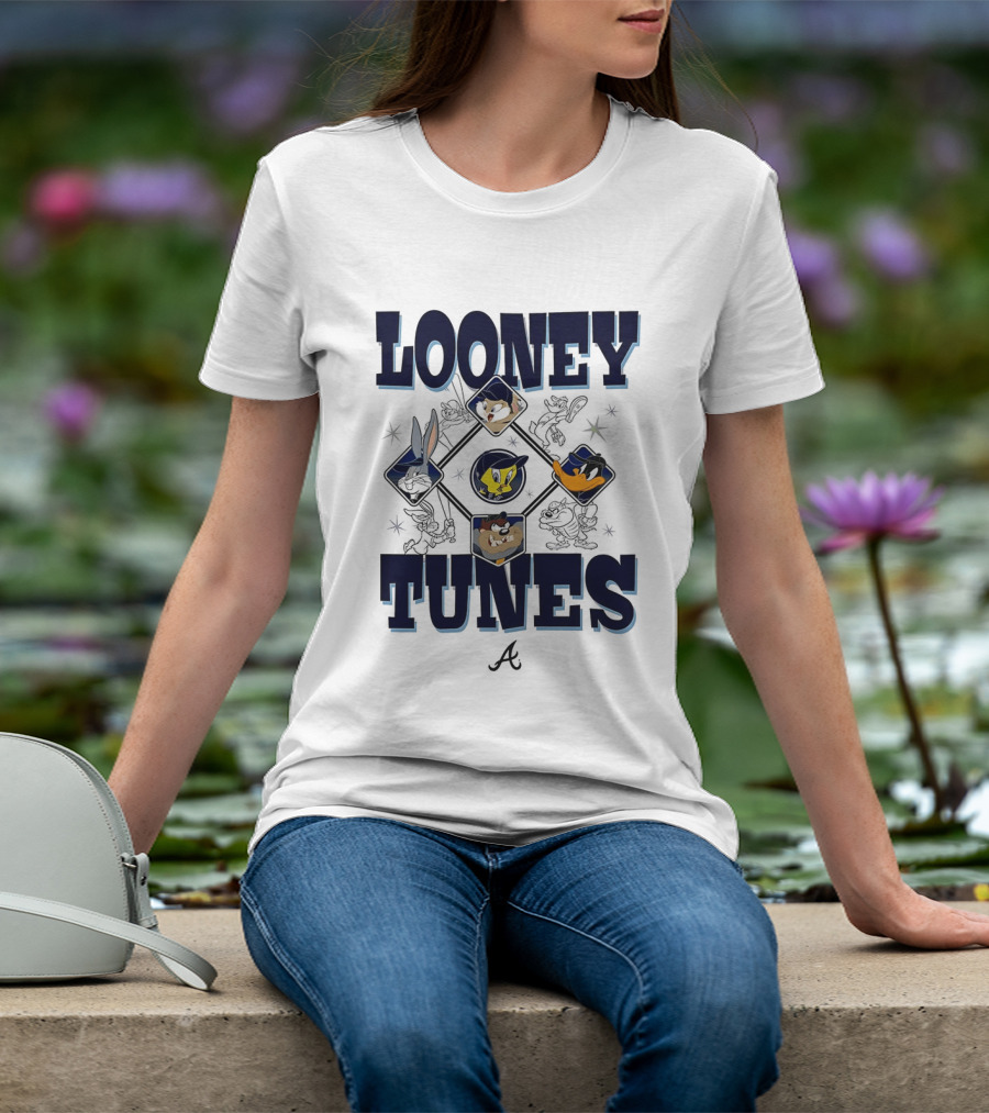 Looney Tunes Atlanta Braves Baseball Diamond Cartoon Characters T-Shirt