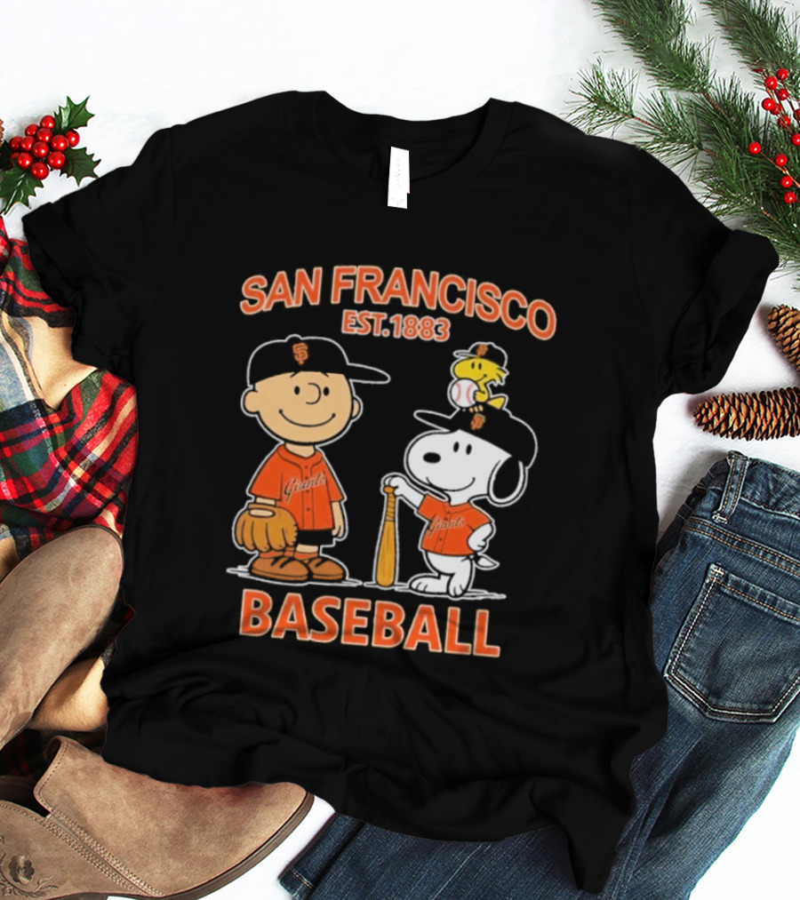 San Francisco Est 1883 Snoopy Baseball Charlie Brown Giants T-Shirt