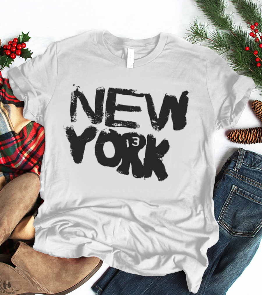 New York The Miniature Wife Lulu 13 T-Shirt