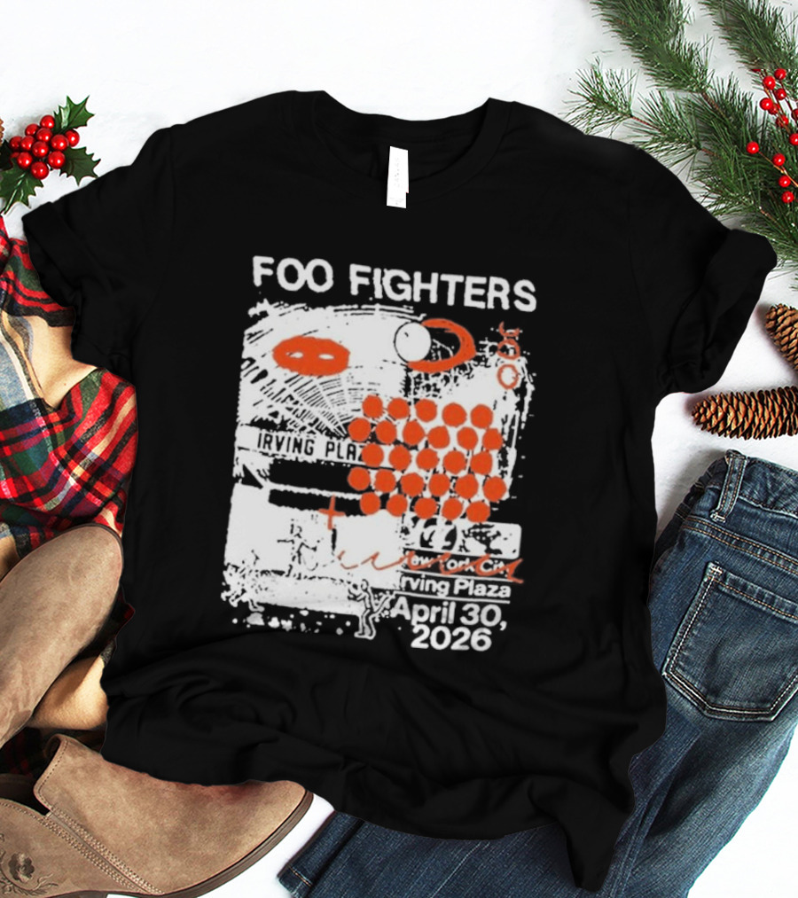 Foo Fighters April 30 New York 2026 Red Dots Abstract T-Shirt