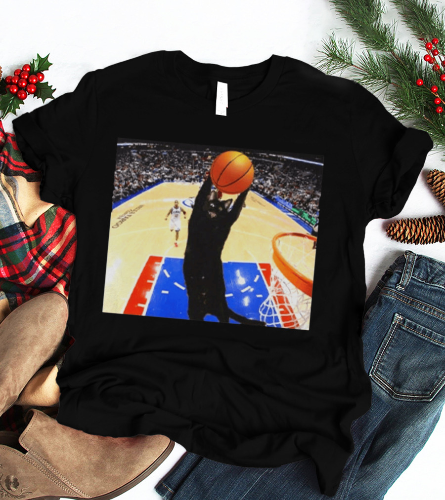 Jarrett Allen Cat Dunking Basketball On Court T-Shirt