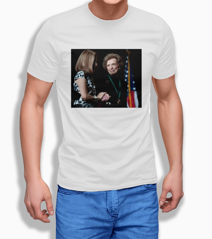 Doris Fisher Co Founder Of The Gap Remembering Legacy And Contributions T-Shirt