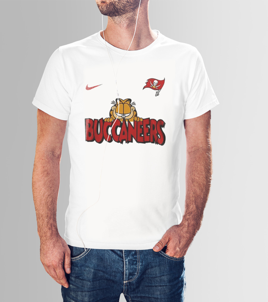 Nike Tampa Bay Buccaneers Garfield Football Fan Art NFL T-Shirt