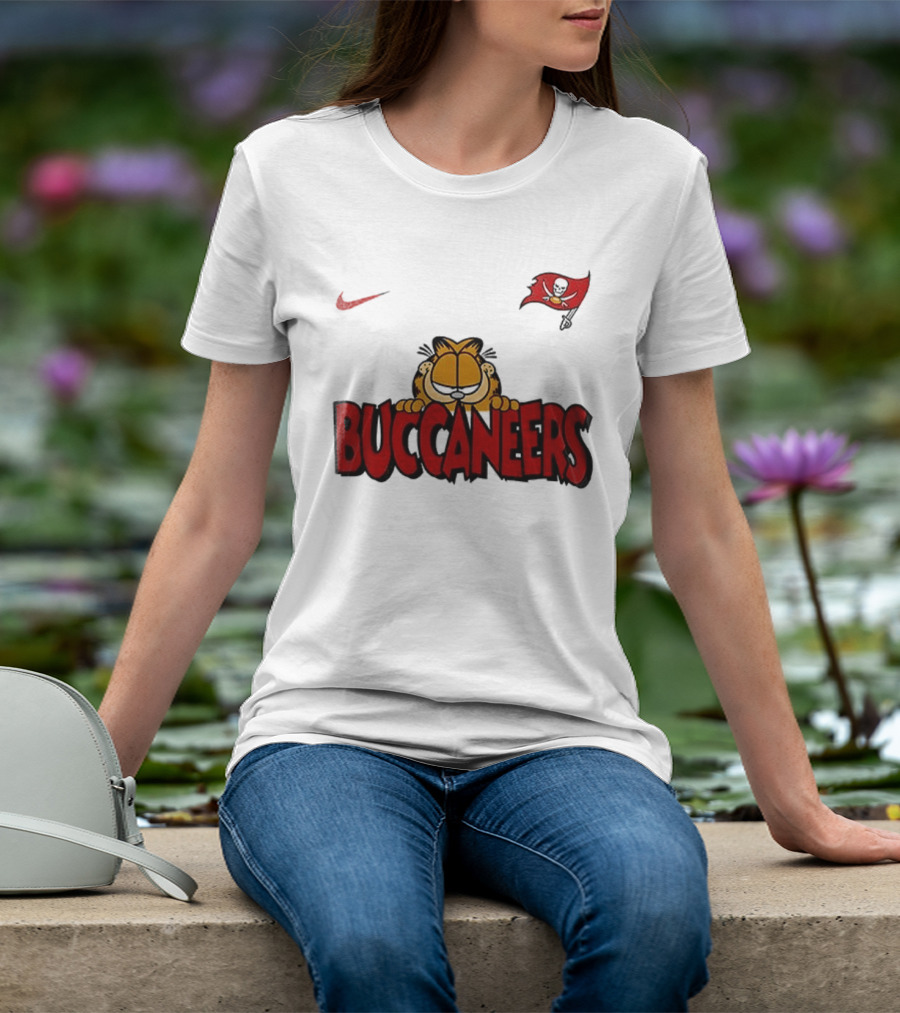 Nike Tampa Bay Buccaneers Garfield Football Fan Art NFL T-Shirt