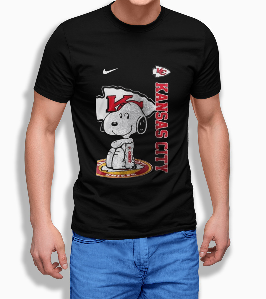 Kansas City Chiefs Snoopy Yes I'm Old Thank You For The Memories T-Shirt