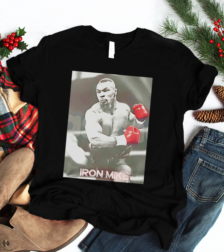 Boxing Legend Iron Mike Tyson Vintage Style Red Gloves T-Shirt