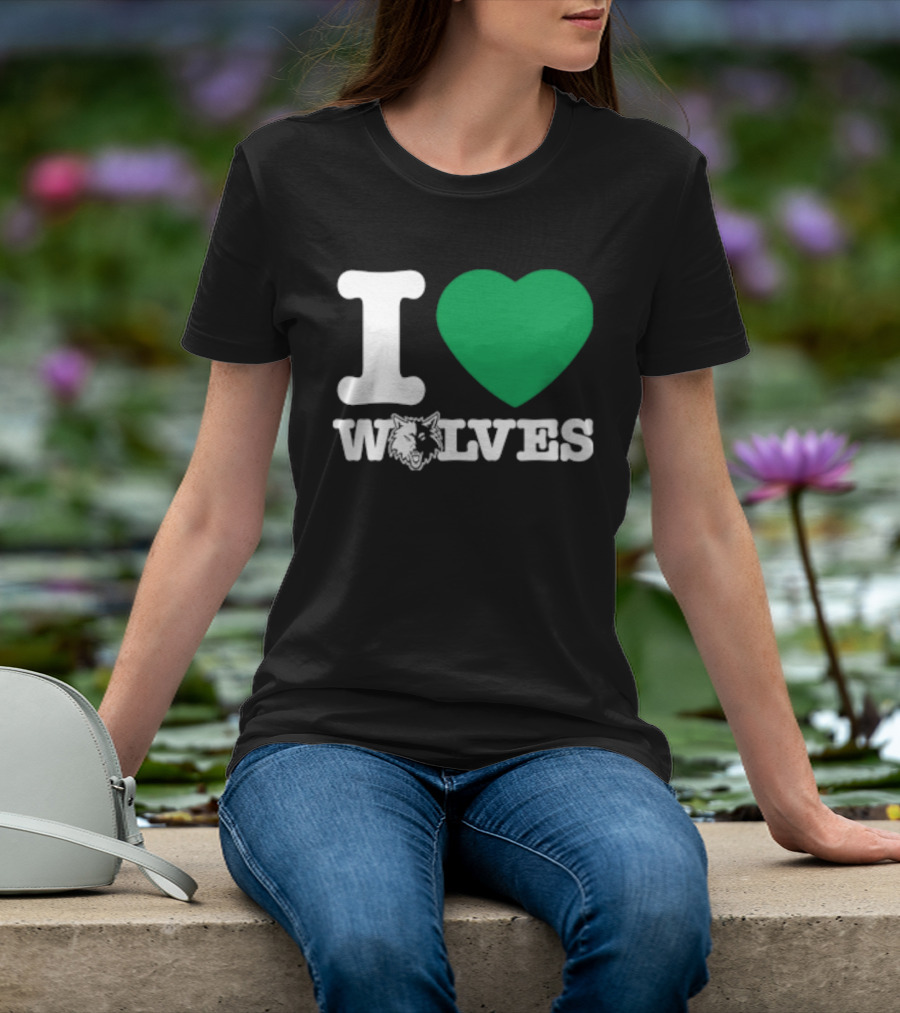 Minnesota Timberwolves I Love Wolves T-Shirt