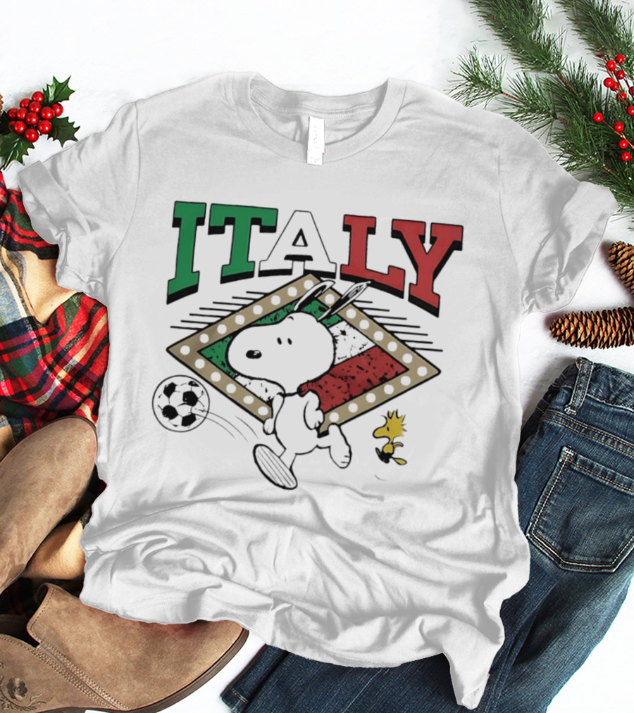 Italy Snoopy Woodstock Peanuts Soccer Team T-Shirt