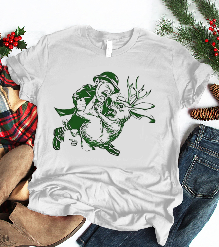It's Always Sunny Charlie Kelly Leprechaun Versus Jackelope Iconic Character Battle T-Shirt