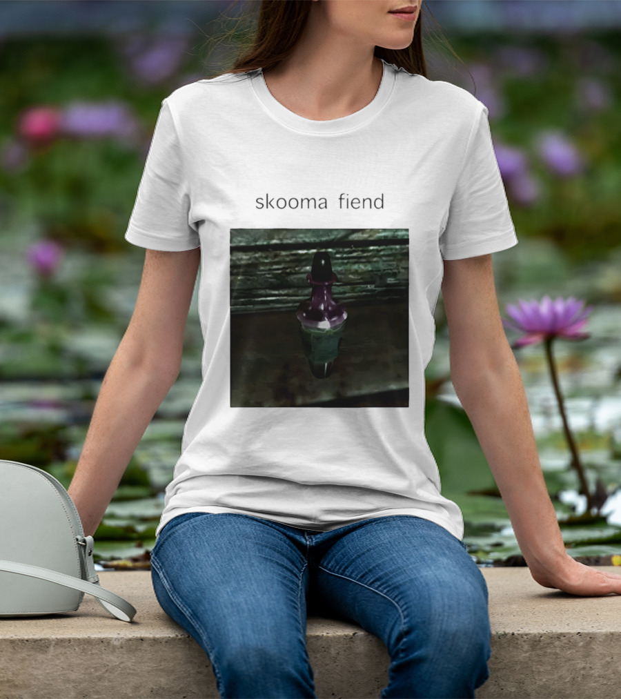 Skooma Fiend Skyrim Potion Character Reference T-Shirt