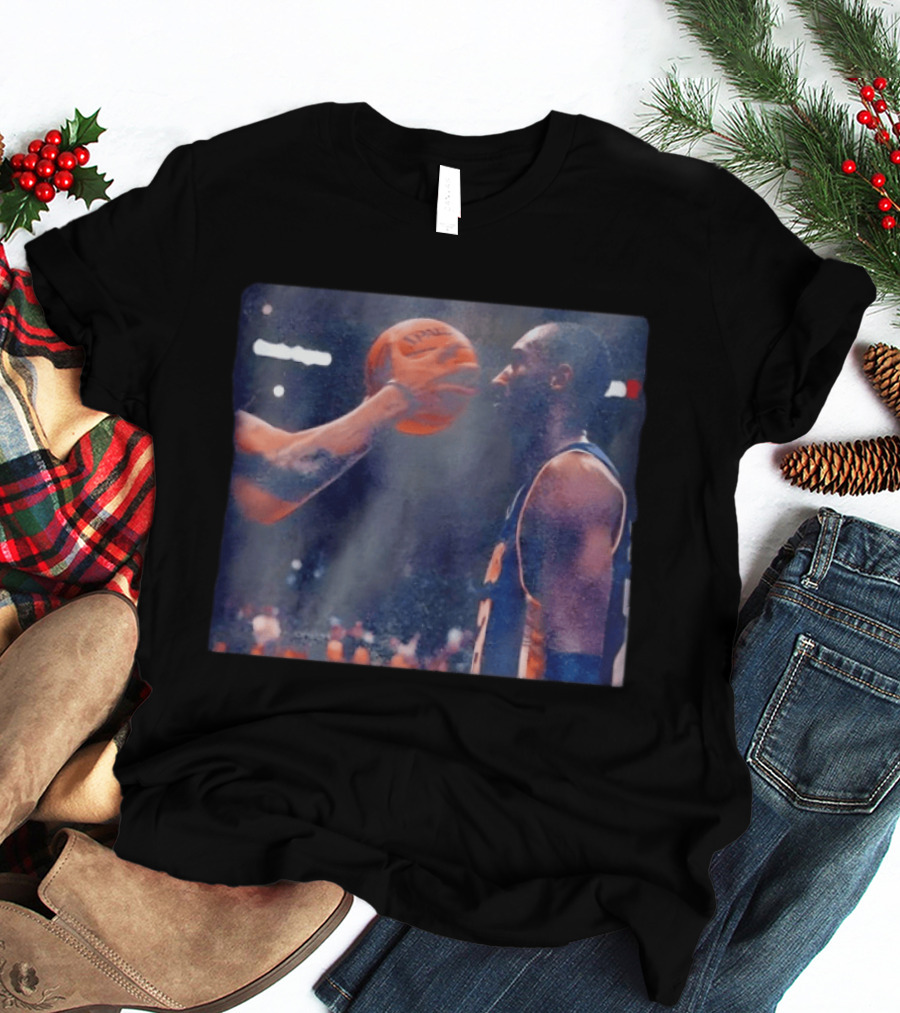 Kobe Bryant Los Angeles Lakers Basketball Legend NBA Iconic Moment T-Shirt