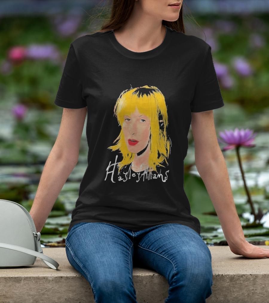 Hayley Williams 2026 Blonde Hair Red Lips T-Shirt