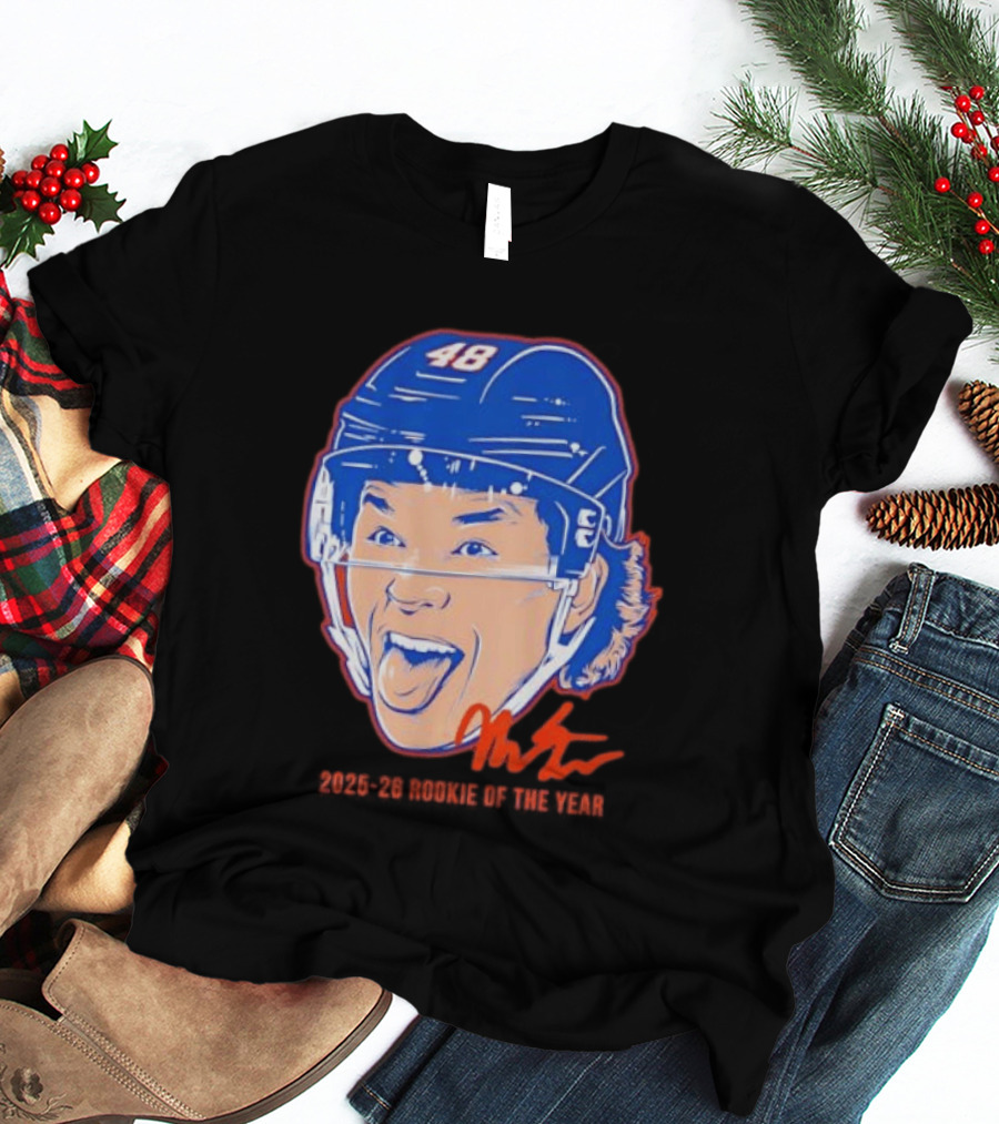Matthew Schaefer Islanders ROTY 2025 26 Swag Helmet 48 Signature T-Shirt
