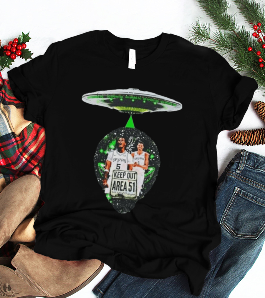 San Antonio Spurs Keep Out Area 51 UFO Basketball T-Shirt
