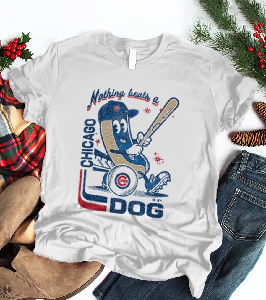 Chicago Cubs Hot Dog Nothing Beats A Chicago Dog T-Shirt