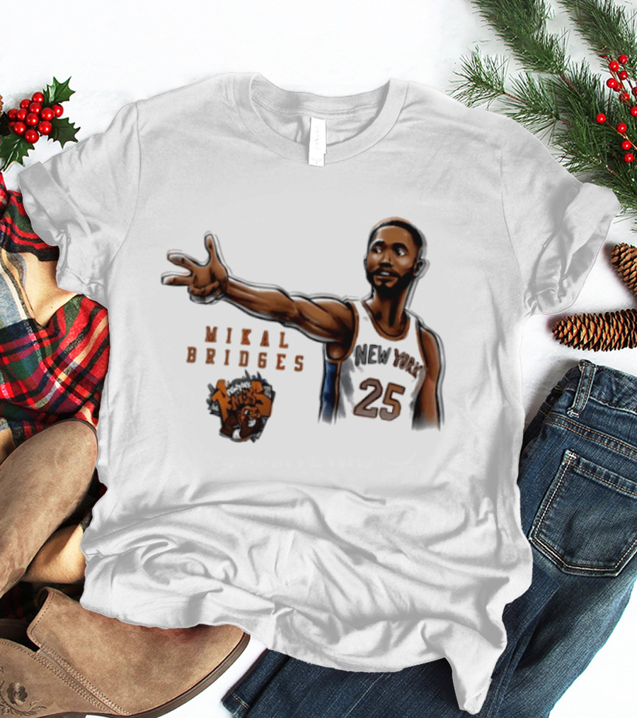 Mikal Bridges New York Knicks 25 Basketball Pose T-Shirt