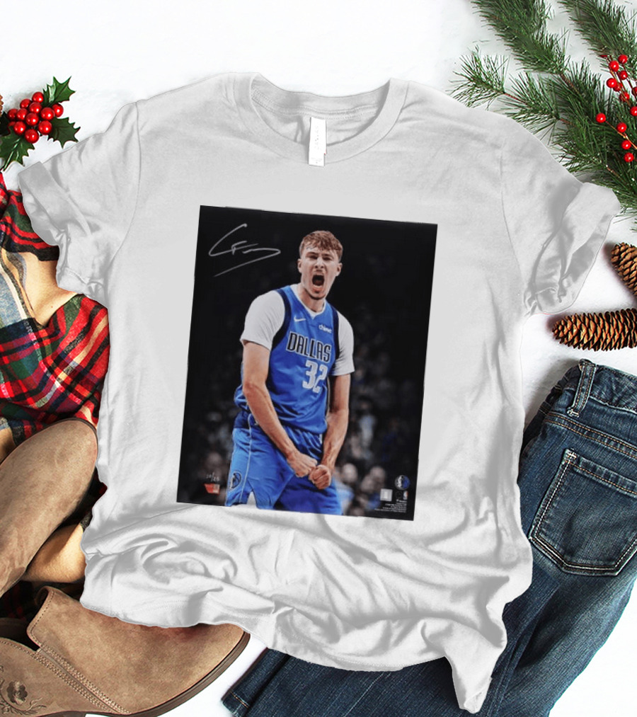 Cooper Flagg Dallas Mavericks Autographed Memorabilia NBA Collectible T-Shirt