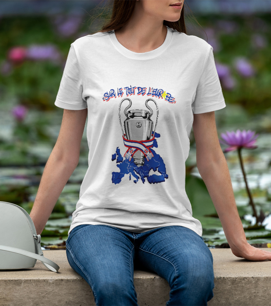 Paris Saint Germain Sur Le Toit De L'Europe 2026 Trophy T-Shirt