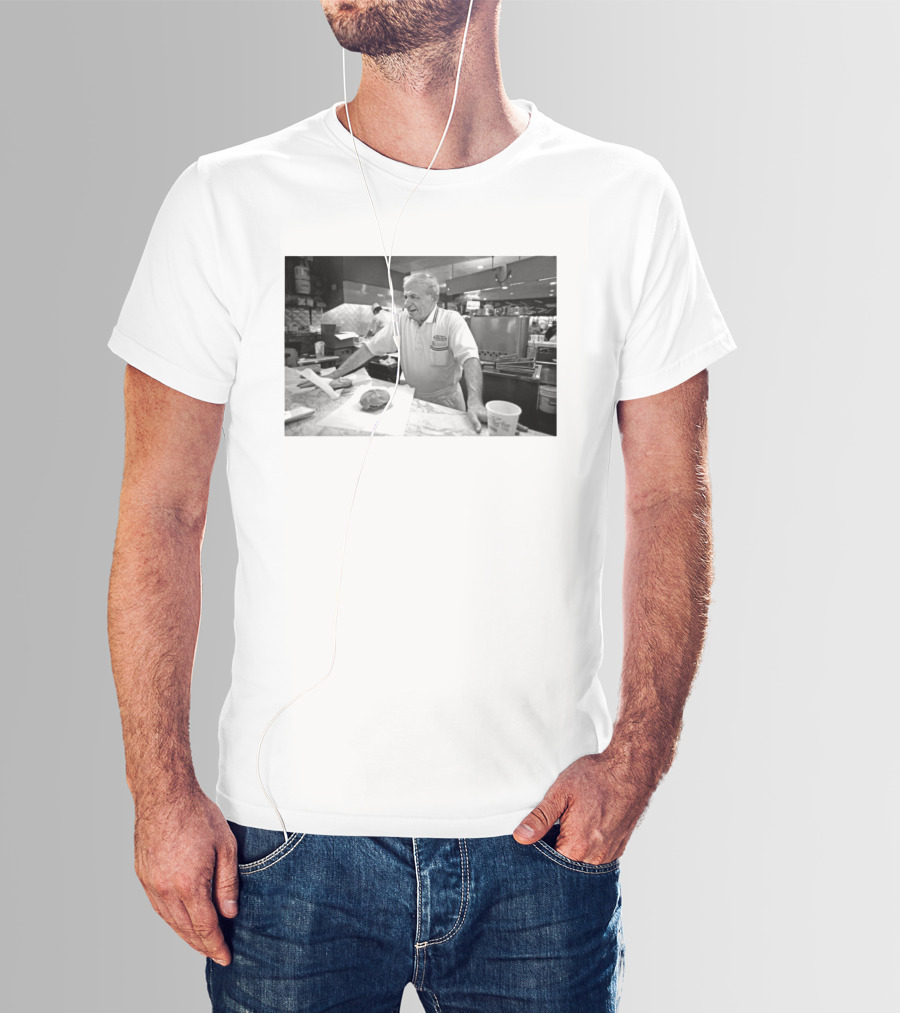 Sam Sianis Cheezborger Legend At Chicago's Billy Goat Tavern Passes Away At 91 T-Shirt