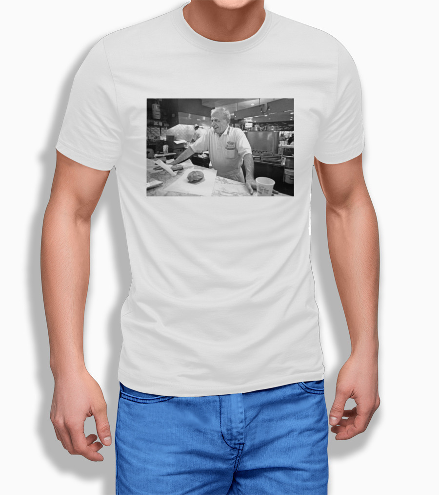 Sam Sianis Cheezborger Legend At Chicago's Billy Goat Tavern Passes Away At 91 T-Shirt