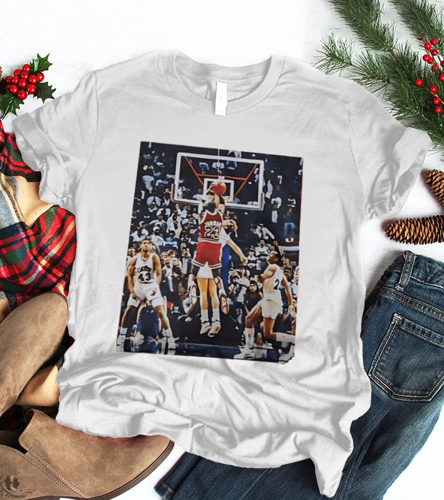 Michael Jordan 23 Chicago Bulls Iconic Basketball Moment T-Shirt