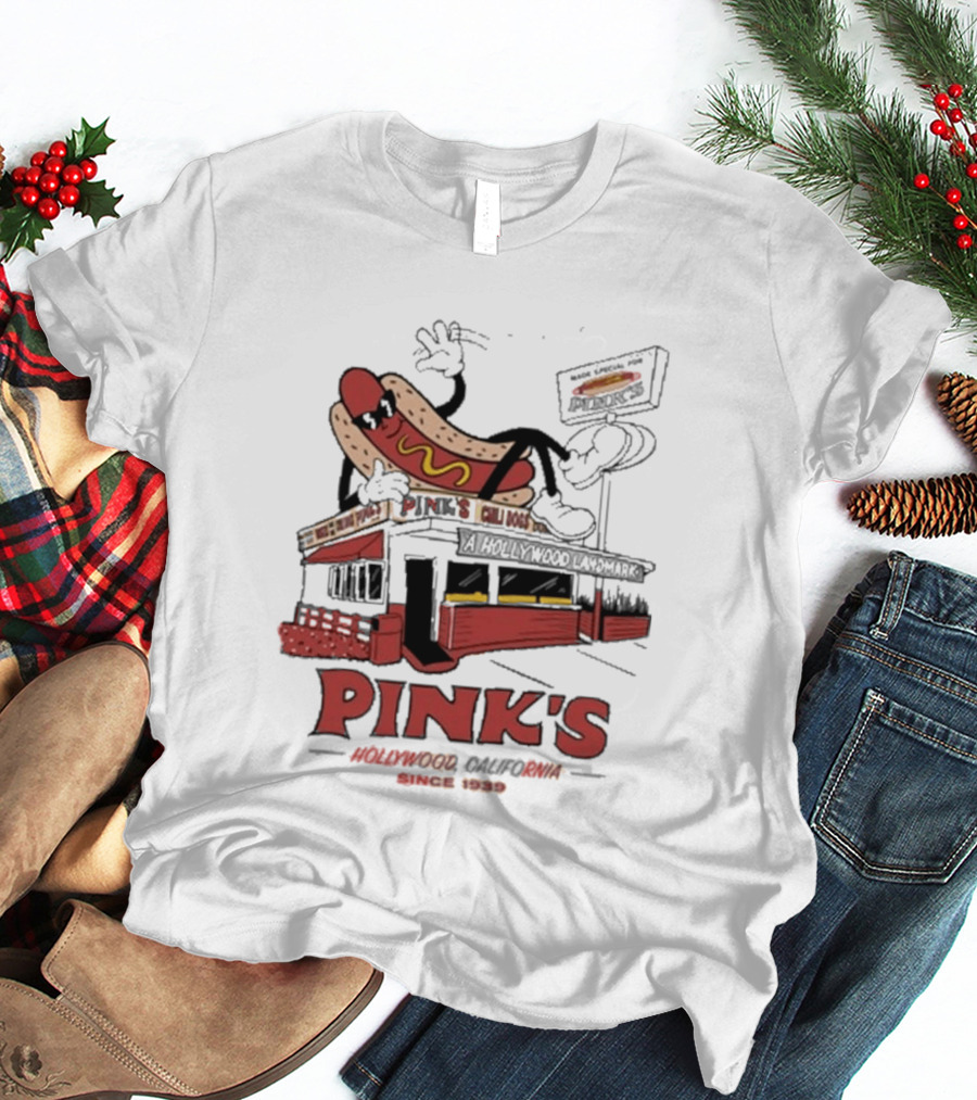 Pink's Hollywood Hot Dogs Established 1939 Iconic Street Scene T-Shirt