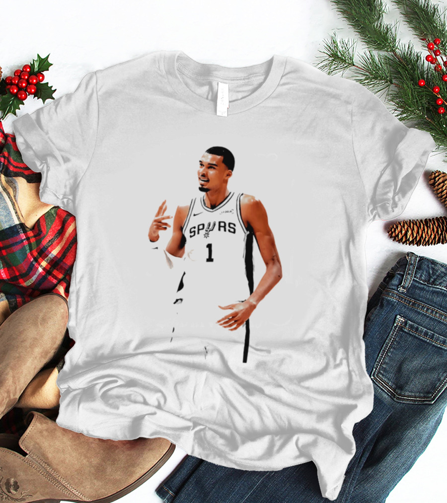 Victor Wembanyama Spurs Number 1 Rock Hand Gesture T-Shirt