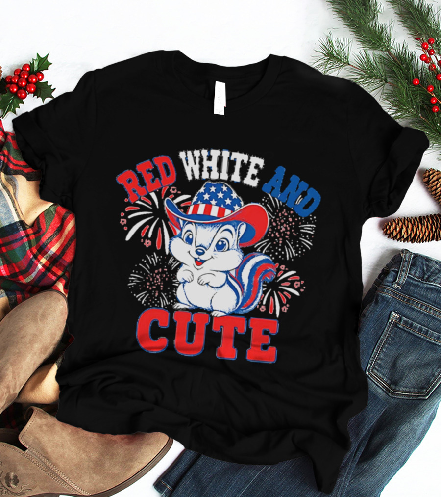 Red White And Cute Fireworks Patriotic Squirrel Cowboy Hat T-Shirt