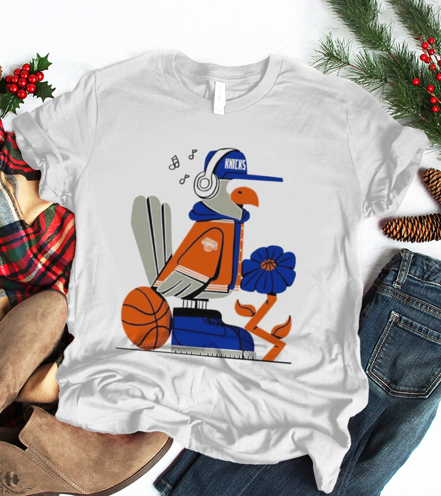 New York Knicks Go Go Go Bird With Cap And Basketball T-Shirt