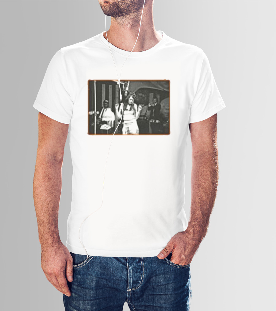 Sienna Spiro Visitor Studio Retro Black And White Music Scene T-Shirt
