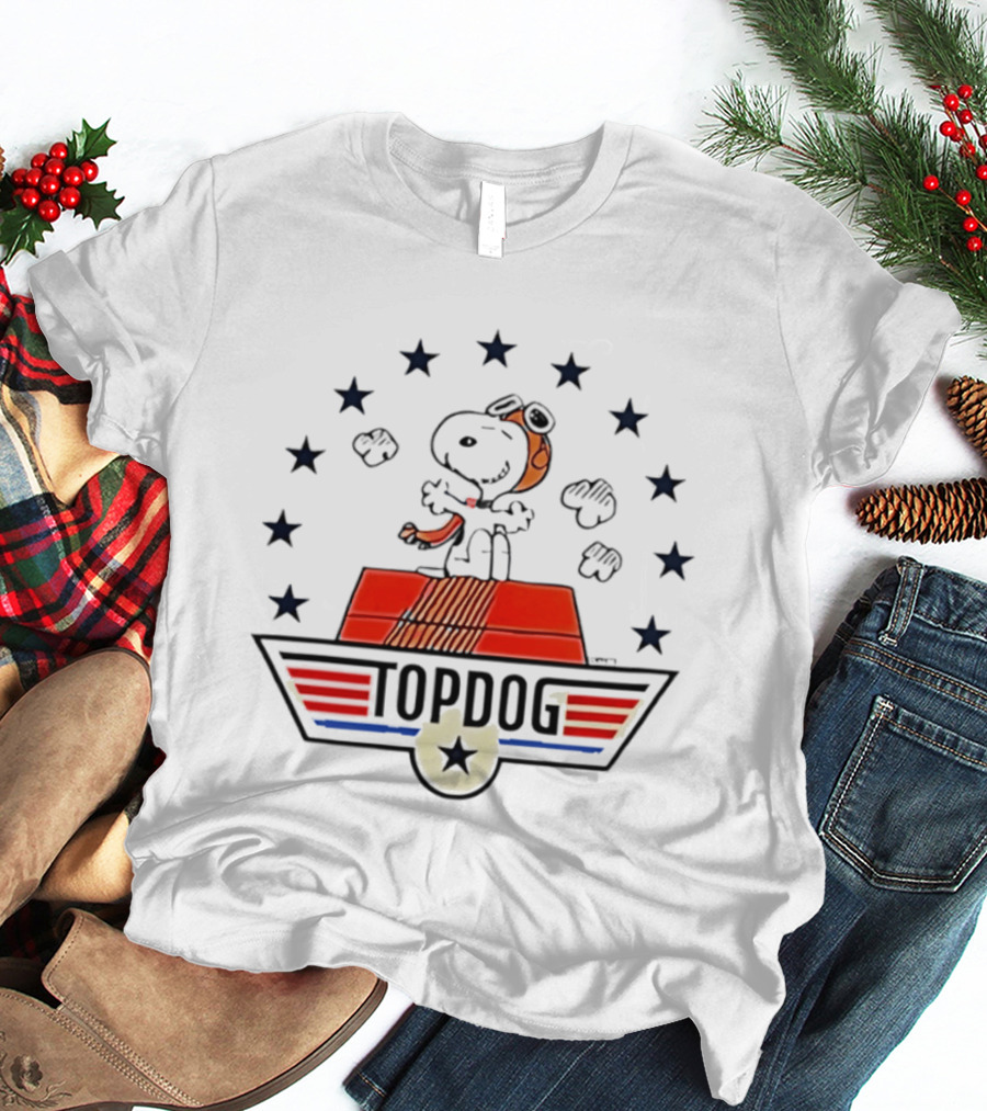 Snoopy Top Dog Stars Aviator Scarf And Goggles T-Shirt