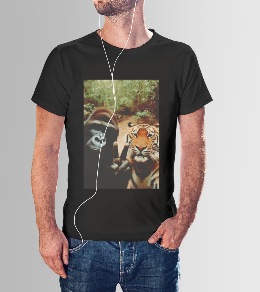 Gorilla And Tiger Peace Selfie Hi T-Shirt