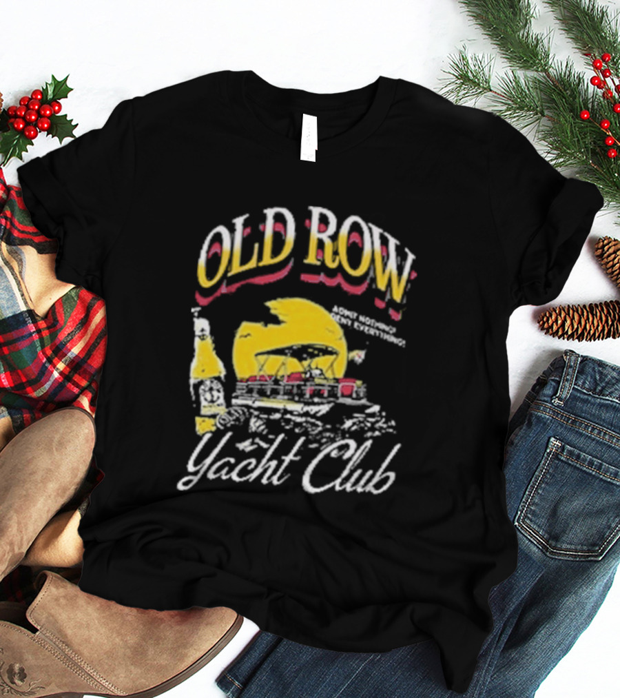 Old Row Yacht Club Retro Nautical Theme With Sailboat And Sunset T-Shirt