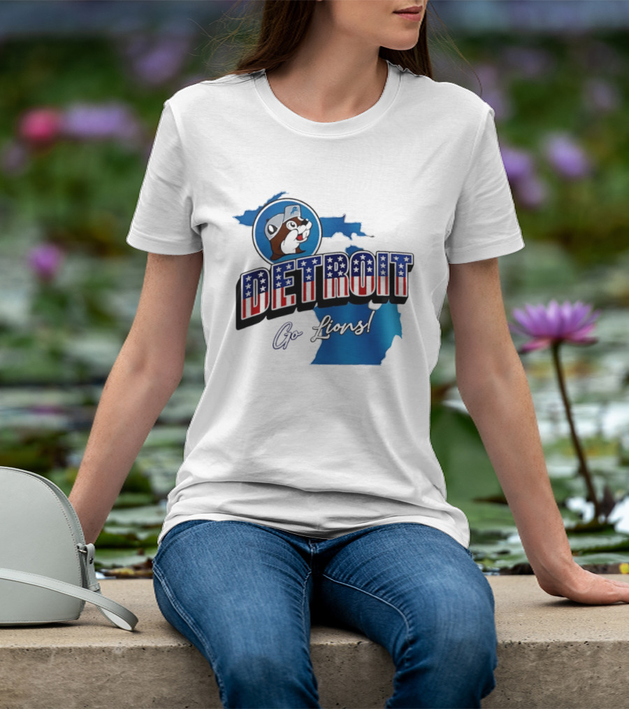 Detroit Lions Buc Ee's Go Lions Patriotic Michigan Map T-Shirt