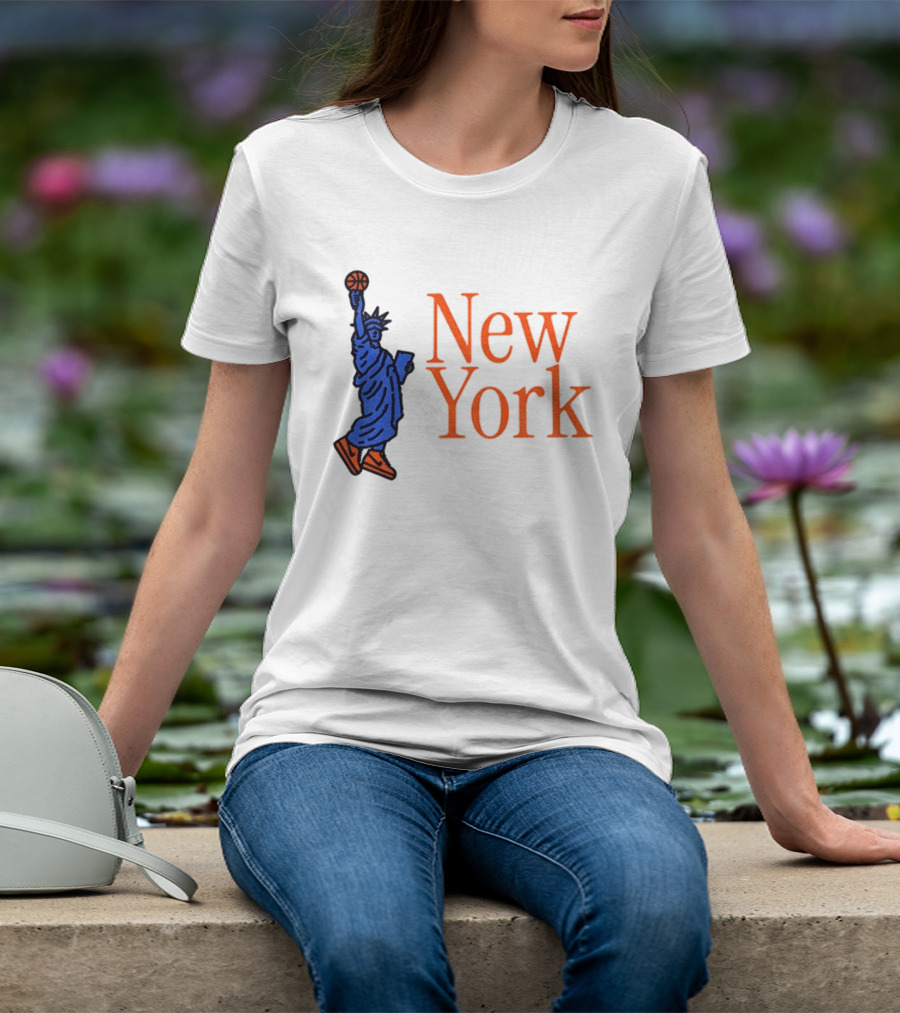 New York Knicks Basketball Statue Of Liberty NBA 2026 T-Shirt