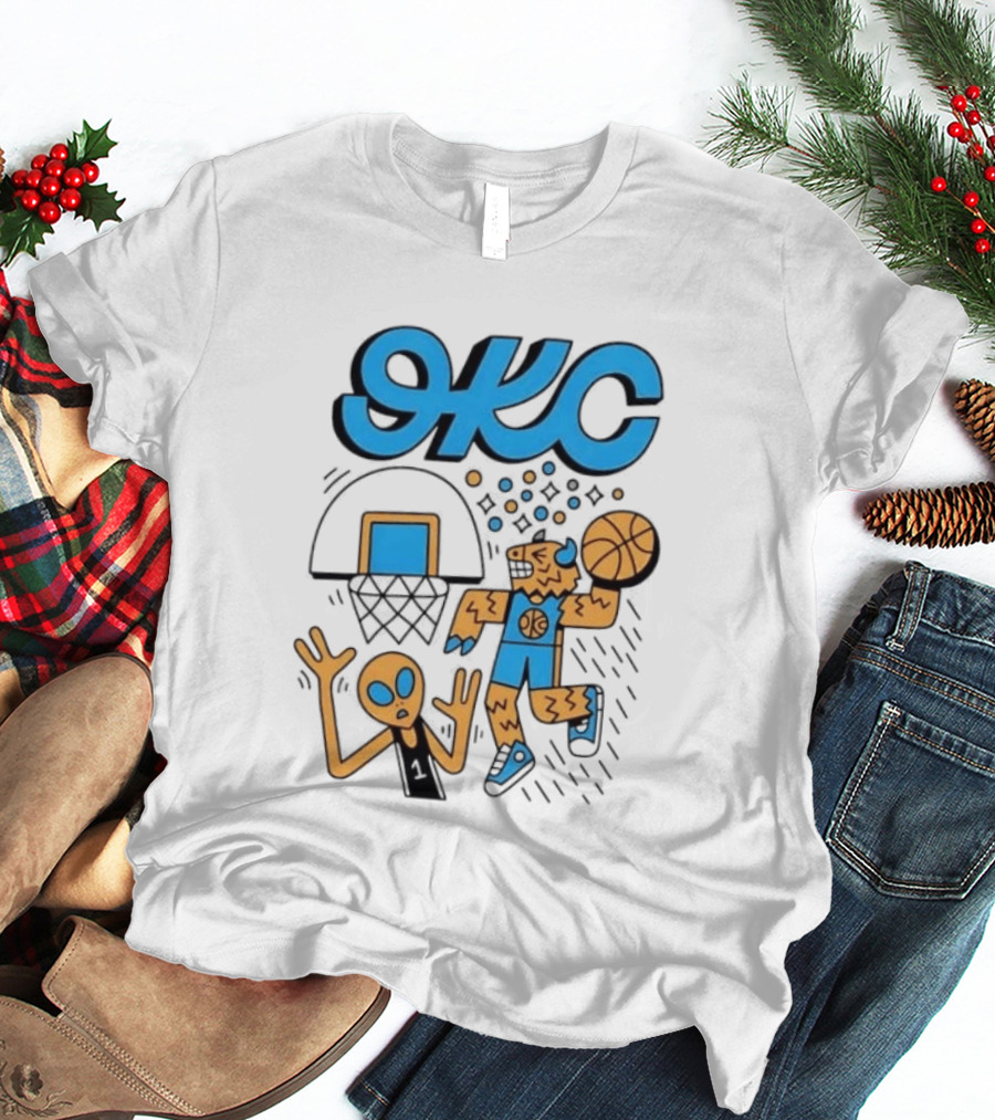 OKC Thunder Rumble Dunk Alien Basketball T-Shirt