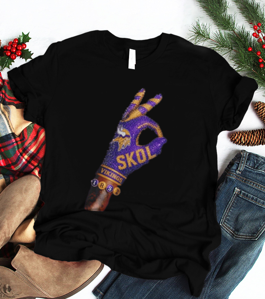 Minnesota Vikings Skol Isaiah Rodgers Iceman Glove T-Shirt