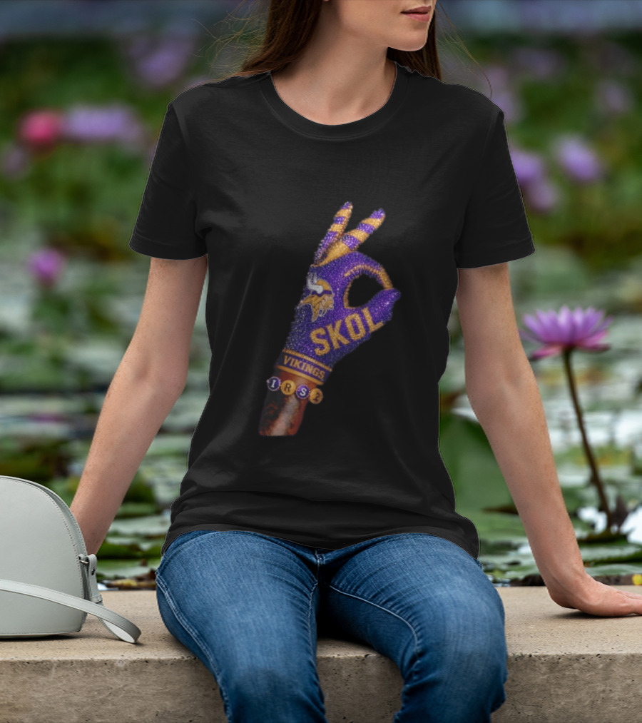 Minnesota Vikings Skol Isaiah Rodgers Iceman Glove T-Shirt