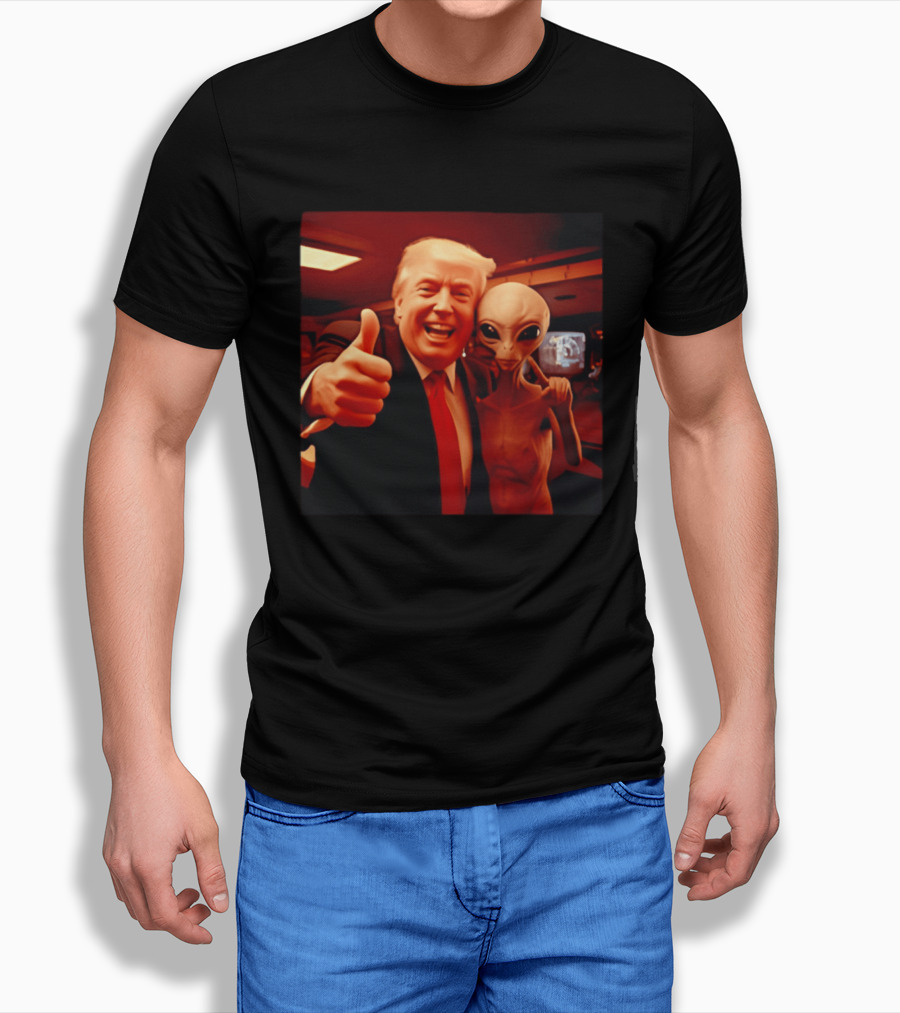Trump Alien Selfie Ultimate UFO Disclosure Image T-Shirt