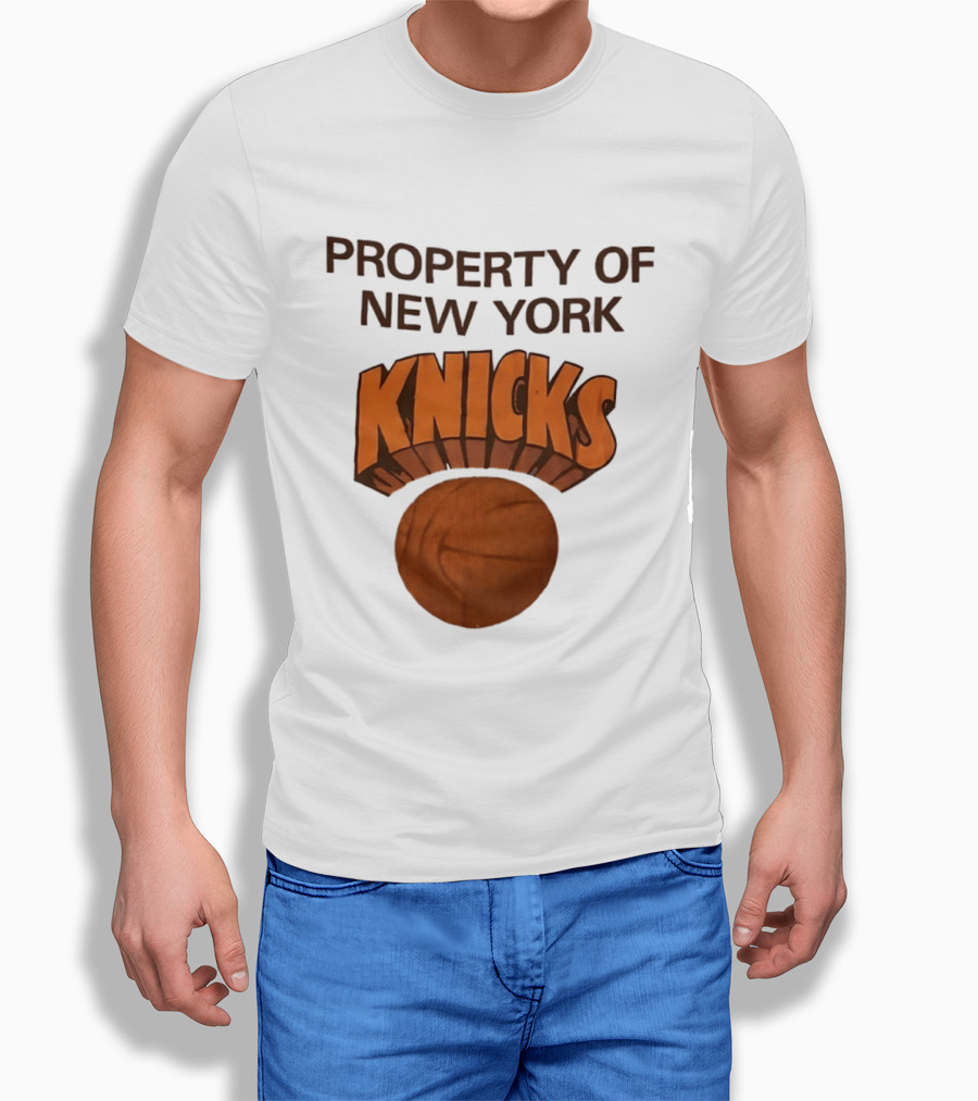 New York Knicks Basketball Property T-Shirt