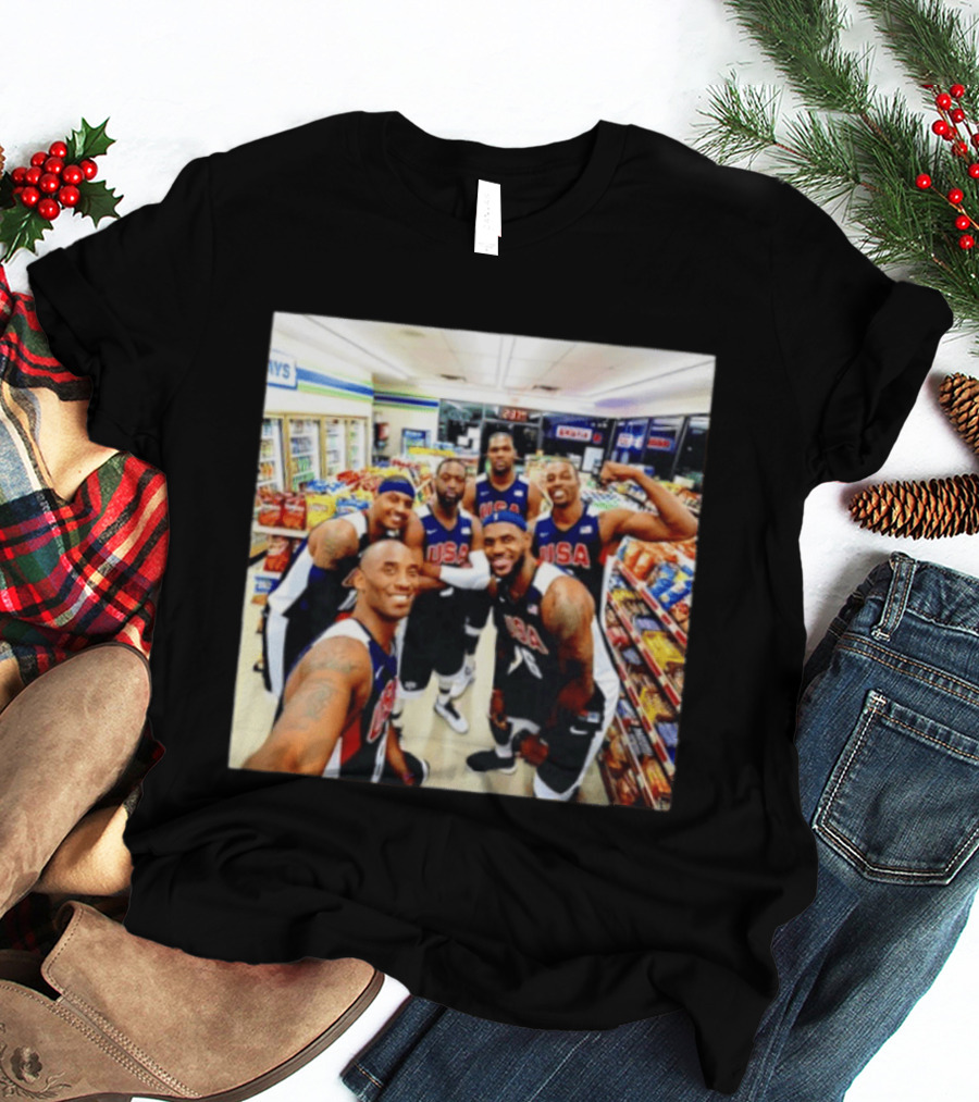 USA Legend Basketball Kobe Bryant LeBron James Dwight Howard Selfie Meme 7 Eleven USA Jersey Team Players T-Shirt